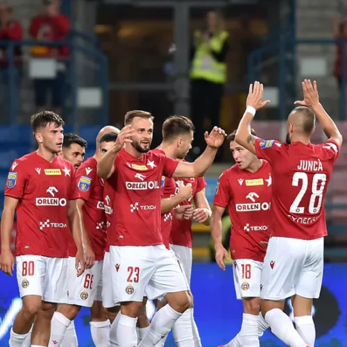 Wisła Kraków przegrywa z Polonią Warszawa – sensacja przy Reymonta!