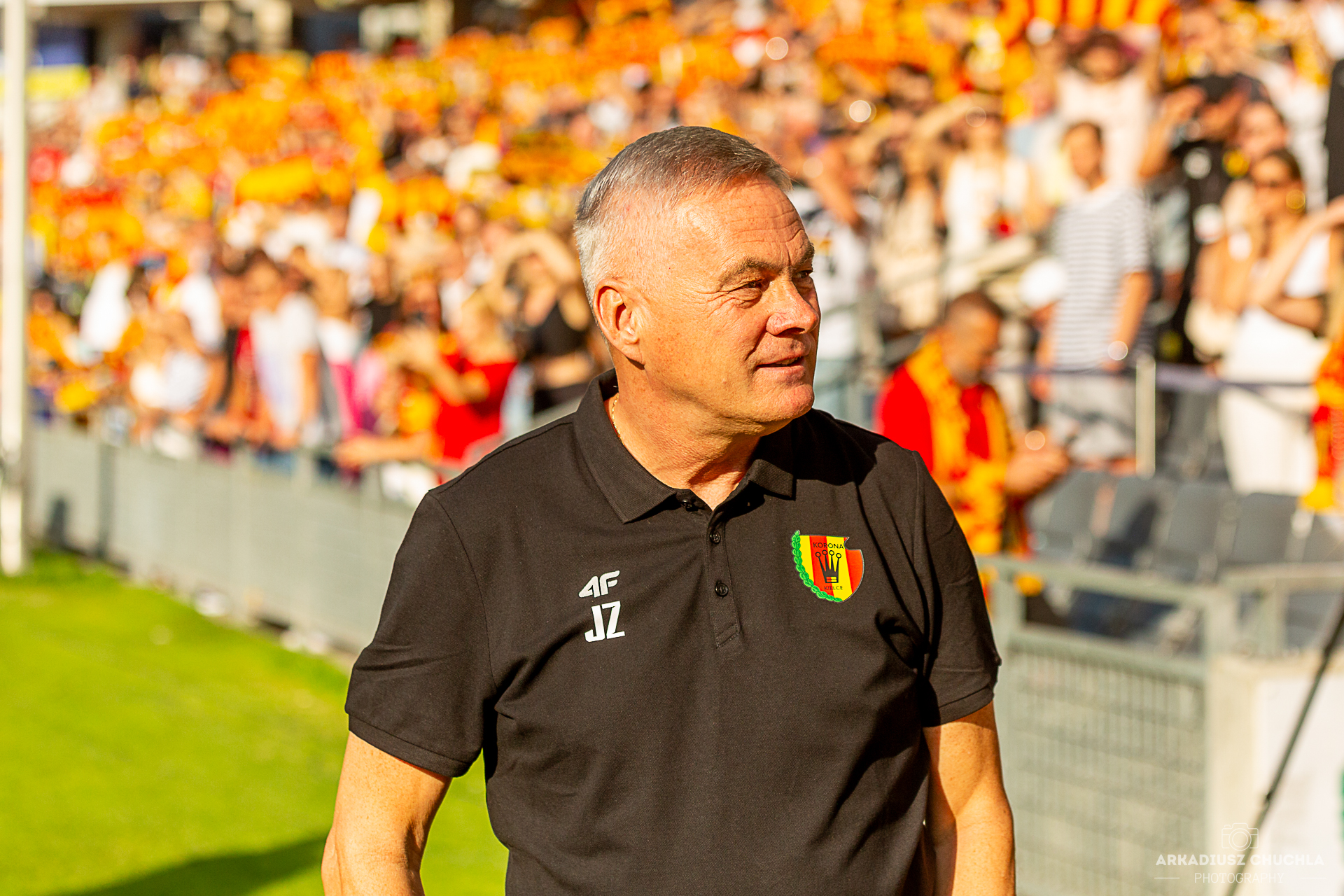 Korona Kielce i trener Jacek Zieliński