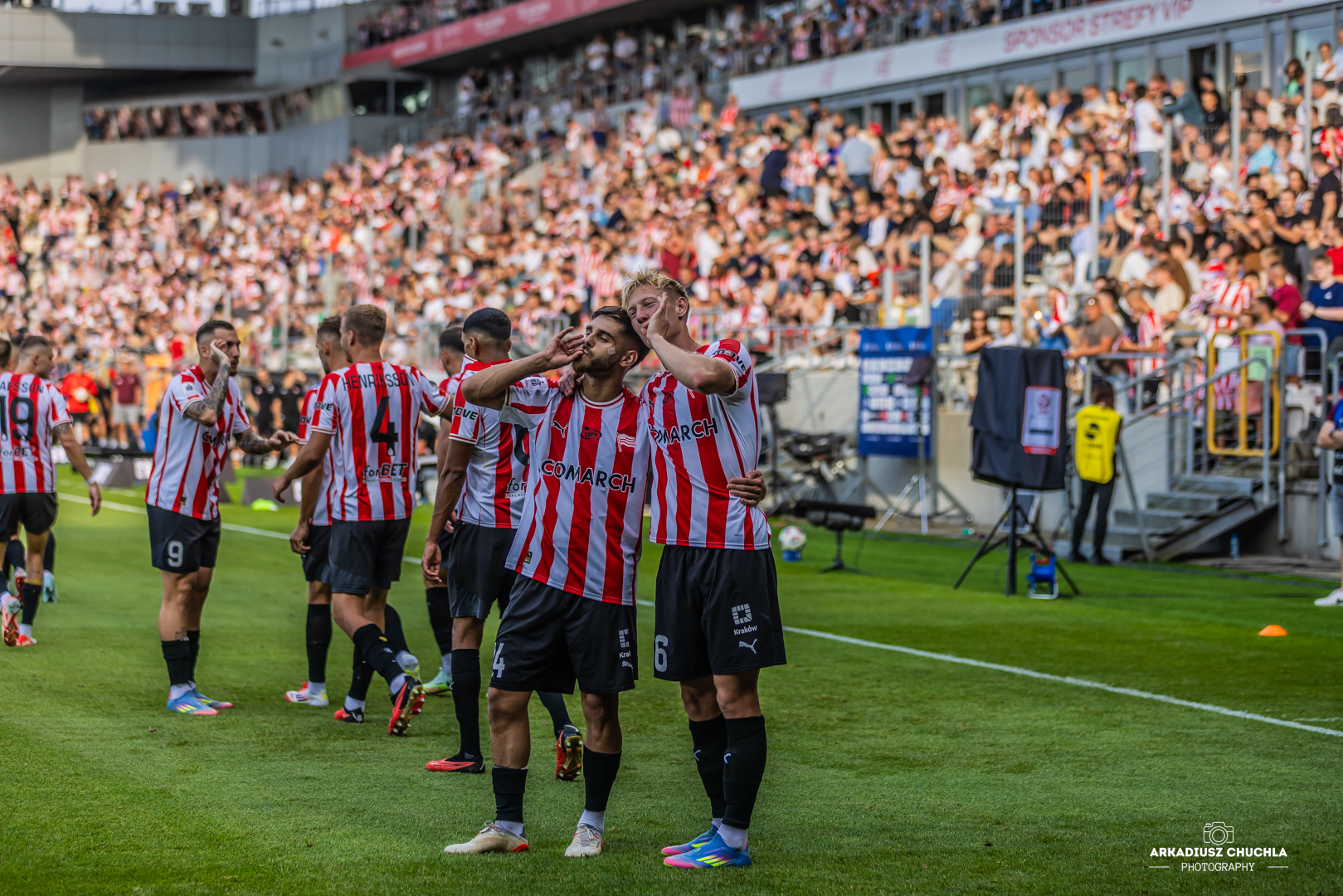 To&nbsp;on&nbsp;jest szansą na&nbsp;lepsze jutro Cracovii? „Bośniacki promyk” rozjaśni ciemne niebo nad&nbsp;Krakowem?
